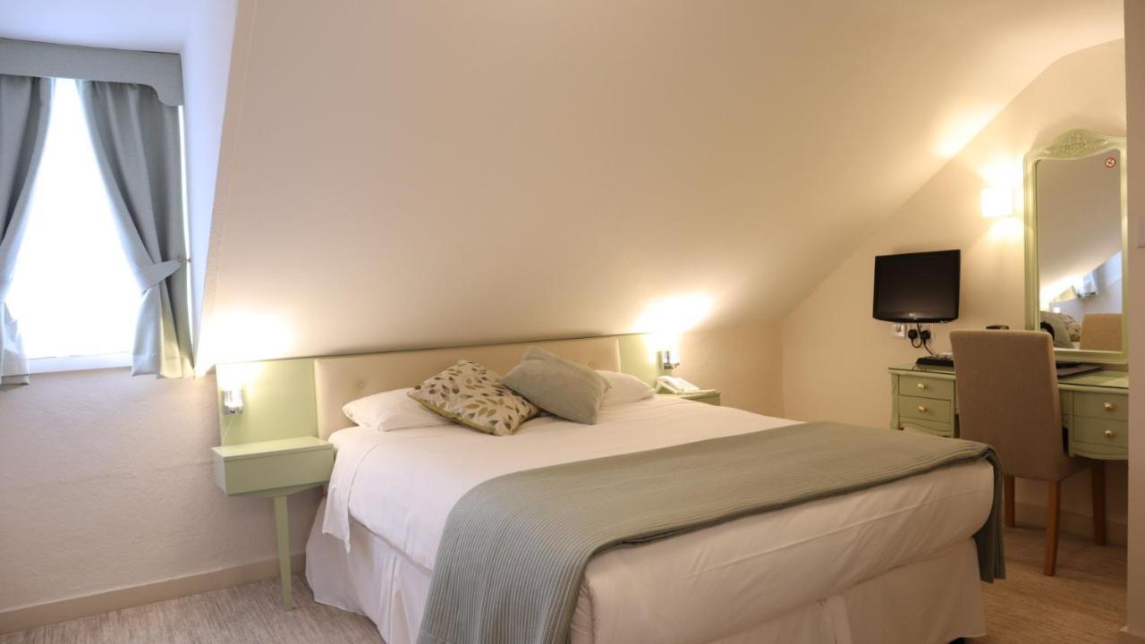 Centennial Hotel Cambridge  Bagian luar foto