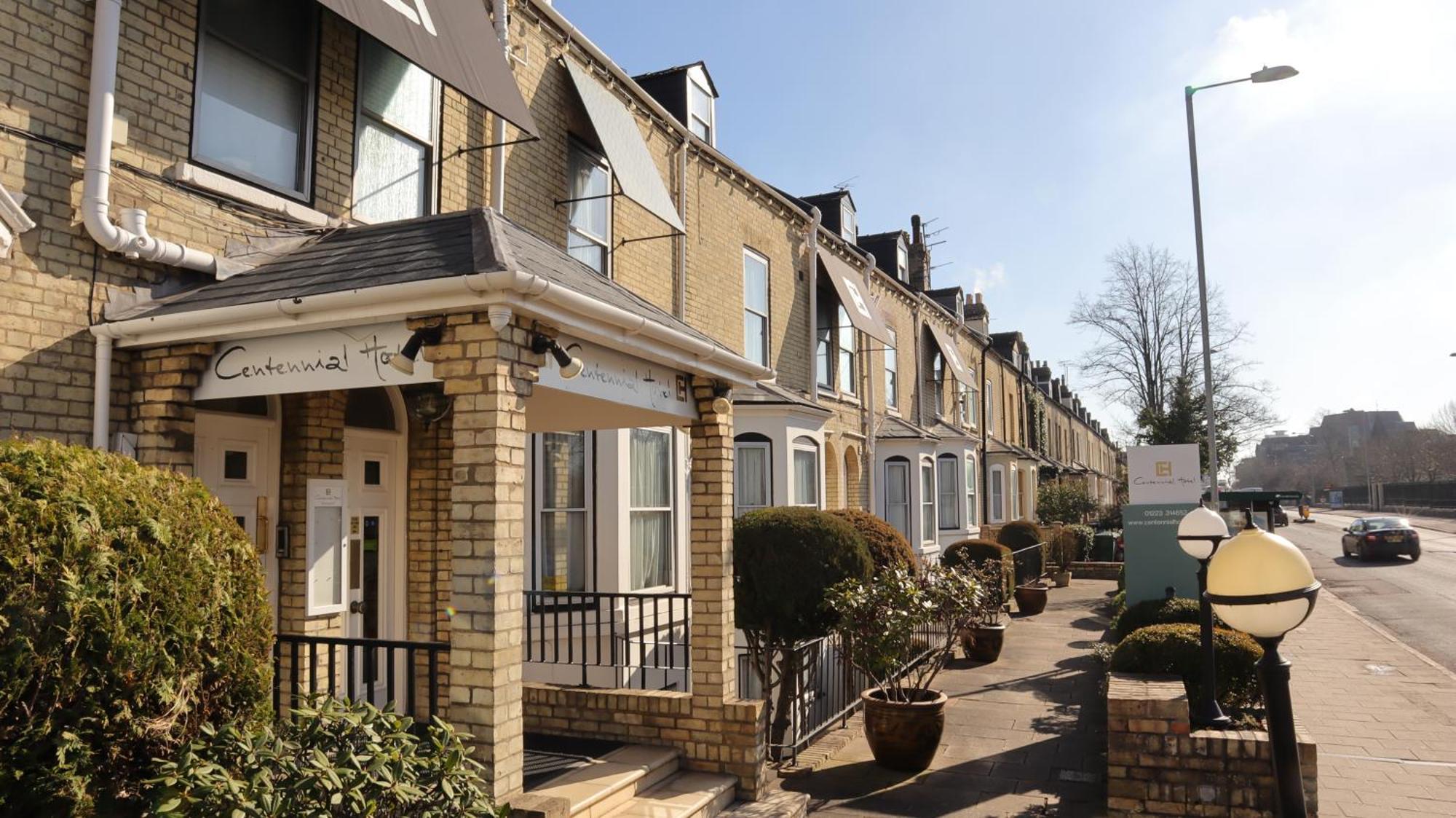 Centennial Hotel Cambridge  Bagian luar foto