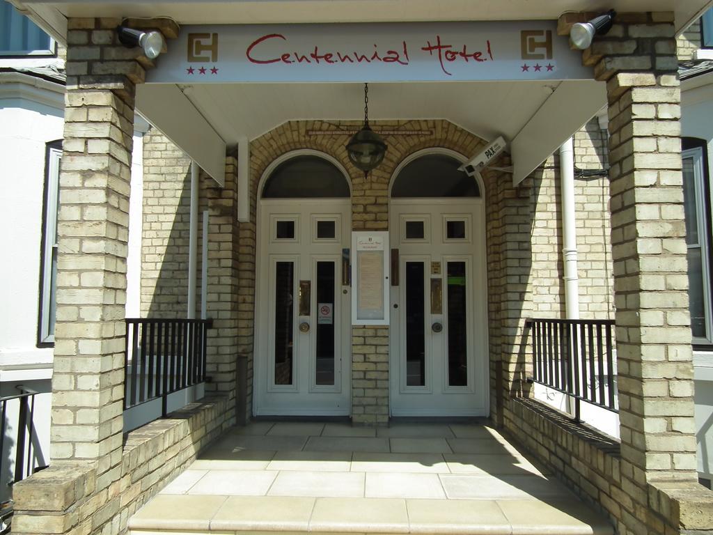 Centennial Hotel Cambridge  Bagian luar foto